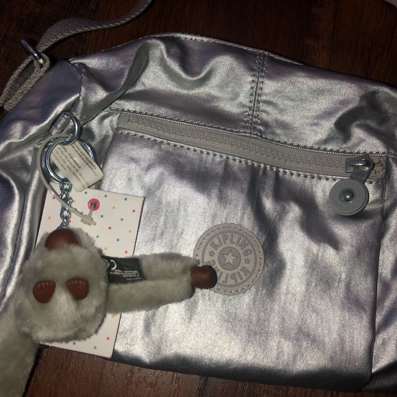Kipling cross body NEW WITH TAGS✨ - Picture 1 of 6